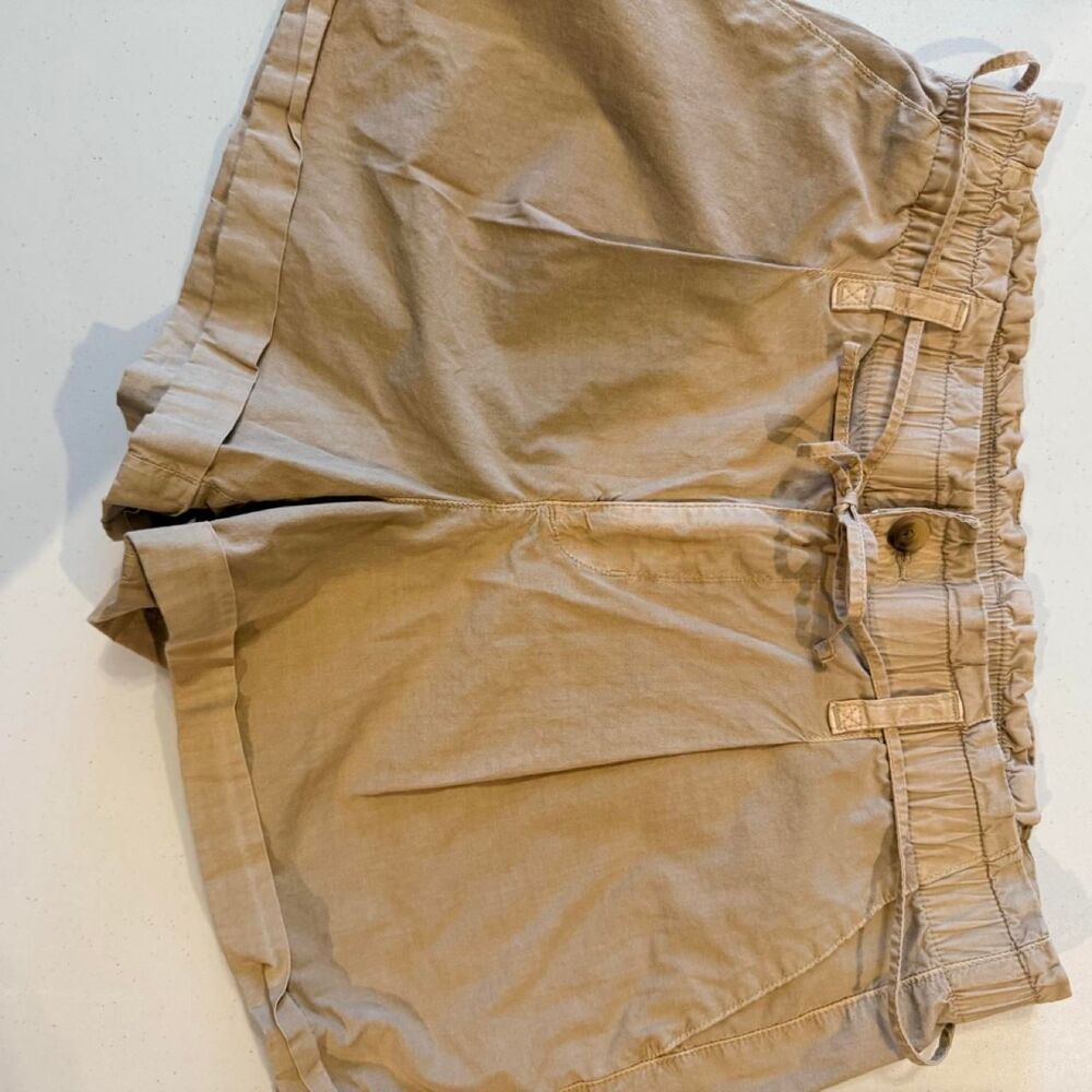 American-eagle Women's Tan and Khaki Shorts